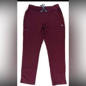 Figs small petite yola burgundy scrub pants